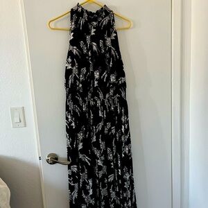 Ann Taylor Black and White Floral Dress